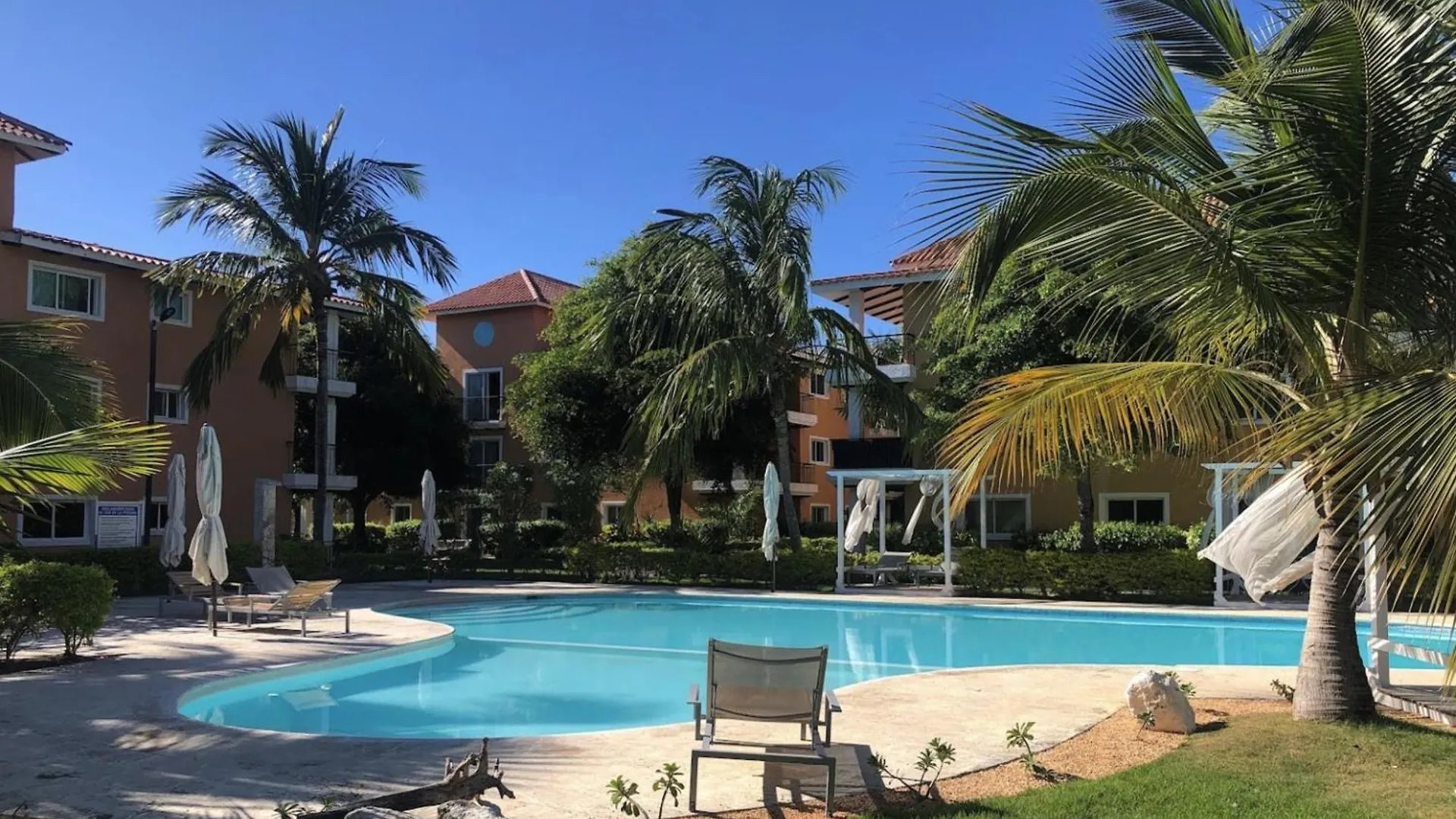 Tranquil 3 Bedroom Apartment - Pool & Private Beach Access プンタ・カナ