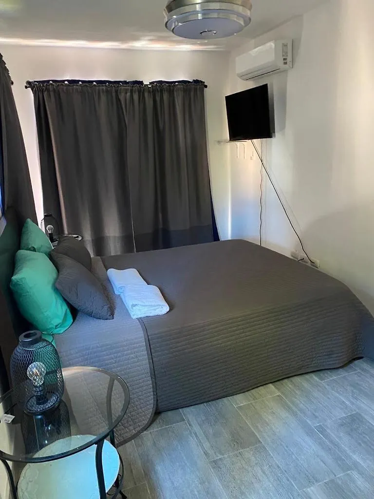 Tranquil 3 Bedroom Apartment - Pool & Private Beach Access プンタ・カナ