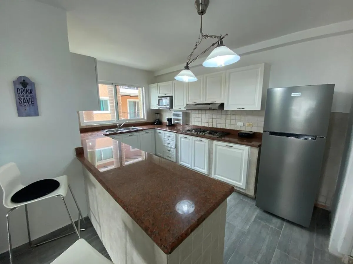 Tranquil 3 Bedroom Apartment - Pool & Private Beach Access プンタ・カナ